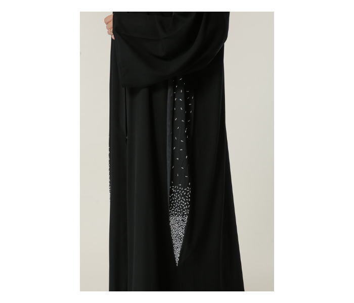 Moistreet Large Black Abaya with Handwork on Twin Panels - Zoom Image 4