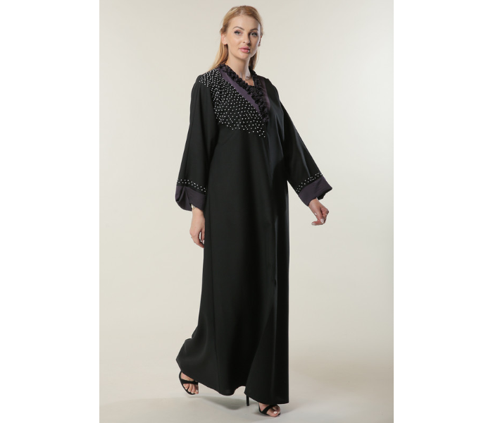 Moistreet Medium Black Abaya with Pleated Collar and Hand Embroidery - Zoom Image 2