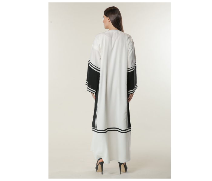 Moistreet Extra Large White Abaya with Black Stripes and Golden Handwork - Zoom Image 4