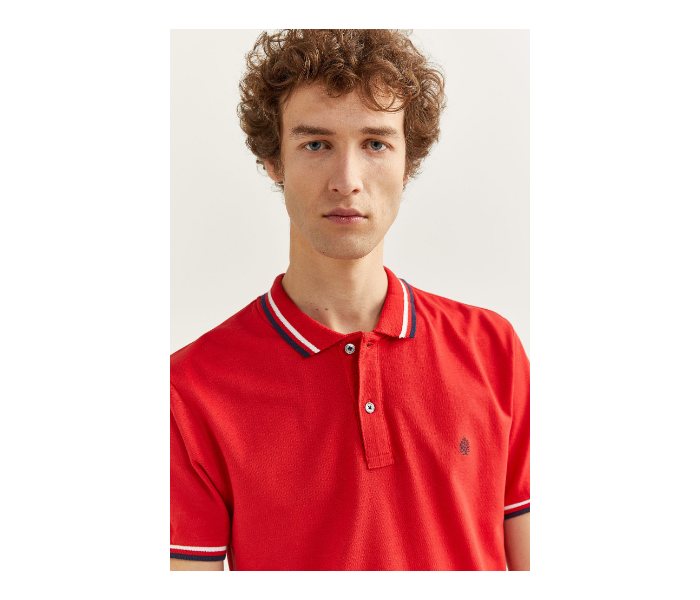 Springfield SS20 Basic Slim Fit Polo T-Shirt With Tipping Medium For Men - Red - Zoom Image 1