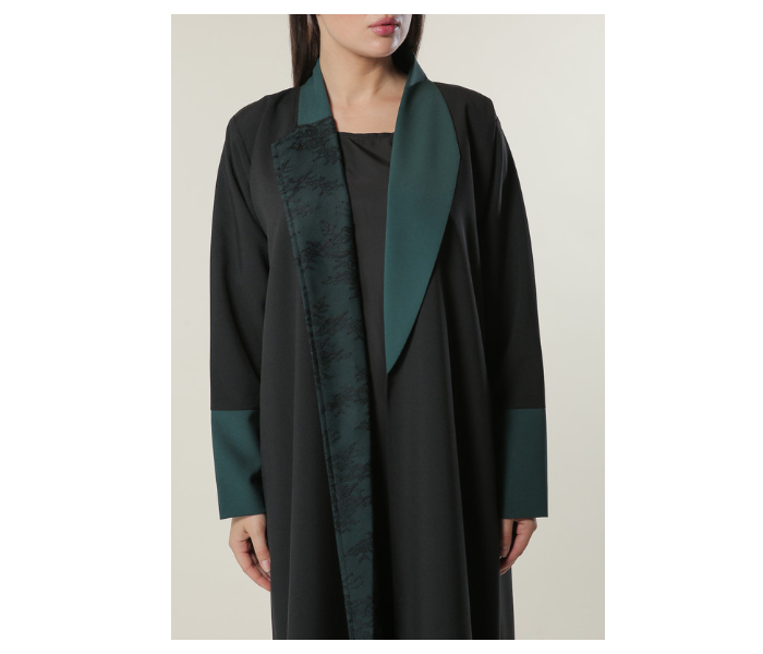 Moistreet Small Black Abaya with Contrast Panels Overlaid with Net Lace - Zoom Image 3