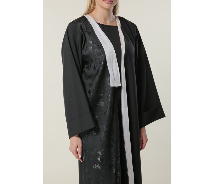 Moistreet Large Black Abaya with Jaquard Panel - Zoom Image 3