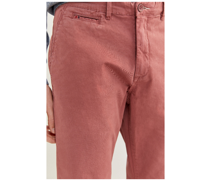 Springfield SS20 Sport Trouser Solid Chinos EU 40 For Men - Dark Pink - Zoom Image 4