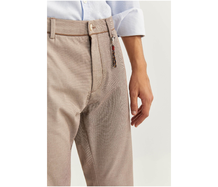 Springfield SS20 Sport Trouser Solid Chinos EU 46 For Men - Light Khaki - Zoom Image 4