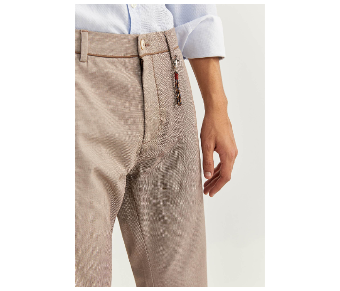 Springfield SS20 Sport Trouser Solid Chinos EU 44 For Men - Light Khaki - Zoom Image 4