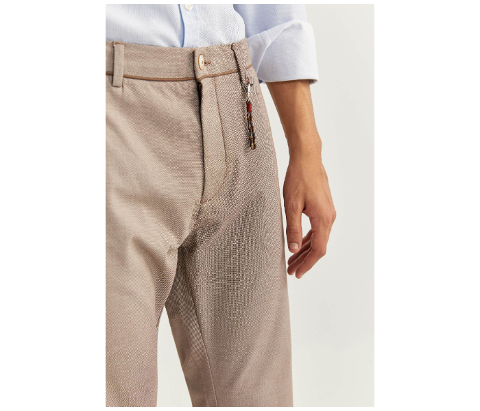 Springfield SS20 Sport Trouser Solid Chinos EU 38 For Men - Light Khaki - Zoom Image 4