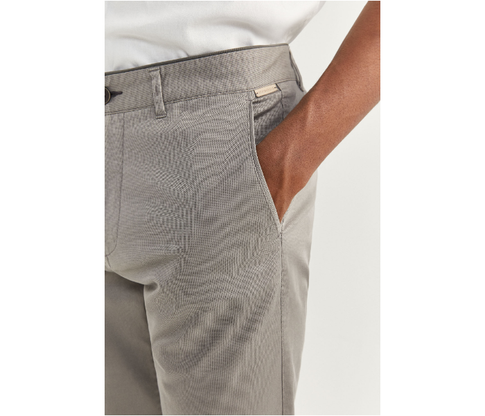 Springfield SS20 Sport Trouser Solid Chinos EU 42 For Men - Ash Grey - Zoom Image 3