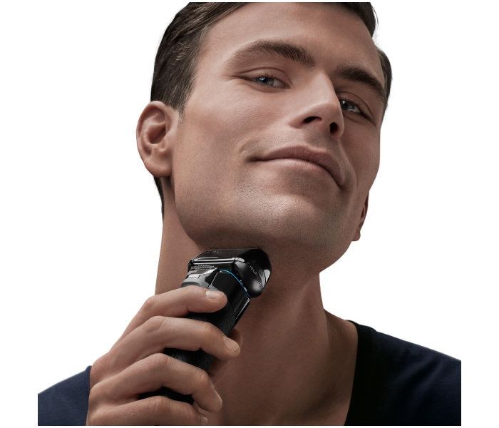 Braun 5140S Wet and Dry Shaver with Protection Cap - Black and Blue - Zoom Image 4