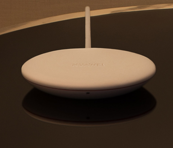 Huawei CP60 Wireless Charger - White - Zoom Image 1