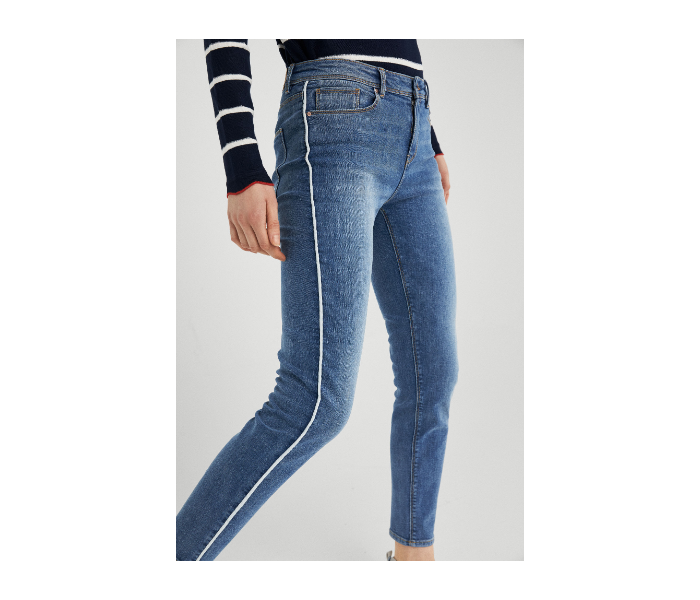 Springfield SS19 Fancy Double Shaded Denim Jeans EU 40 For Women - Blue - Zoom Image 2