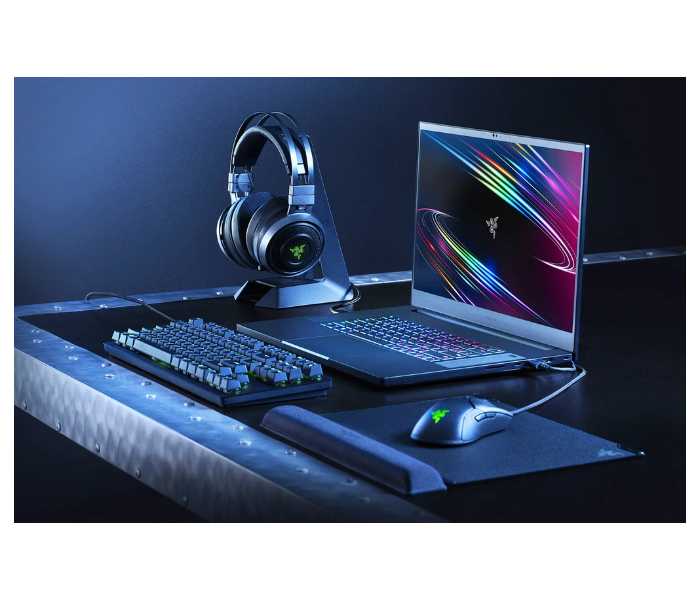 Razer Blade RZ09-03295E42-R341 16GB RAM 512GB SSD 17.3 inch Intel Core i7 8GB NVIDIA Windows 10 Home - Black in UAE