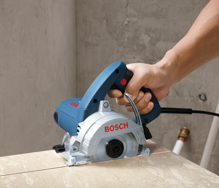 Bosch GDM 13-34 1300 Watt Professional Marble Saw - Dark Blue and Grey - Zoom Image 3