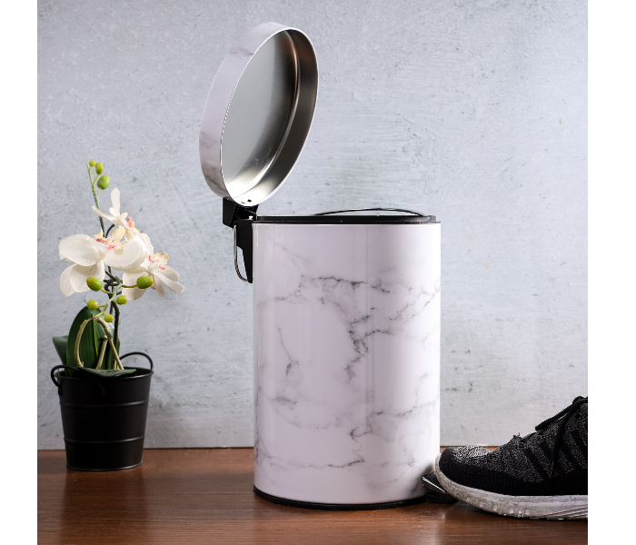 Royalford RF9581 5 Litre Marble Design Dust Bin - White & Grey - Zoom Image 3