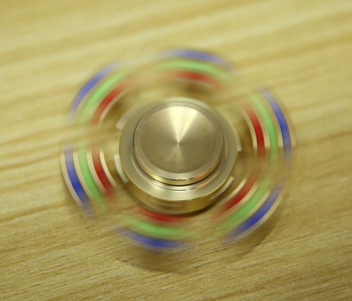 Gyroscope Fidget Spinner - Gold  - Zoom Image 4