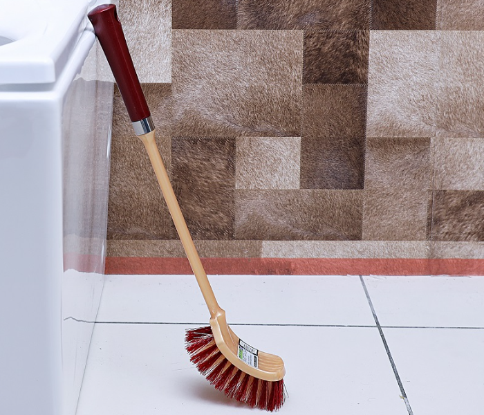 Royalford RF6997 Toilet Brush - Maroon & Gold - Zoom Image 1