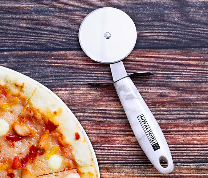 Royalford RF9546 Marble Designed Stainless Steel Pizza Cutter - White & Grey - Zoom Image 2