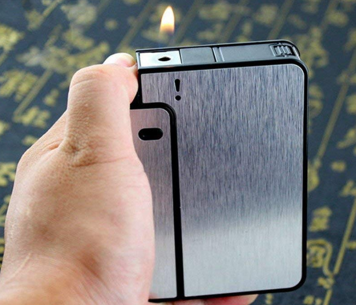 Focus Automatic Ejection Cigarette Case and Lighter - Silver - Zoom Image 3