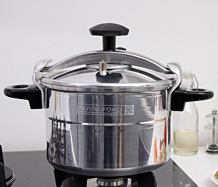 Royalford RF357PC5 5 Litre Aluminium Pressure Cooker - Zoom Image 1