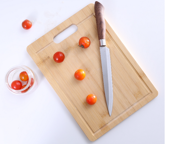 Royalford RF9498 Bamboo Cutting Board - Beige - Zoom Image 3