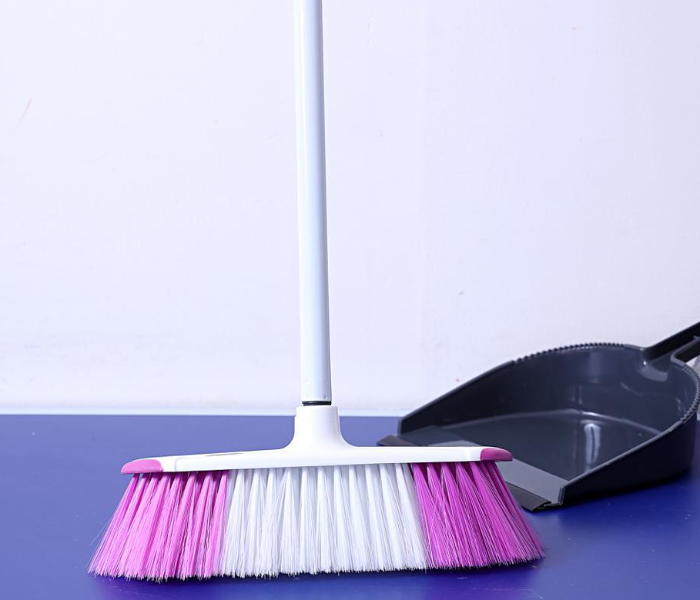 Royalford RF4884 Broom with Handle - White & Purple - Zoom Image 3