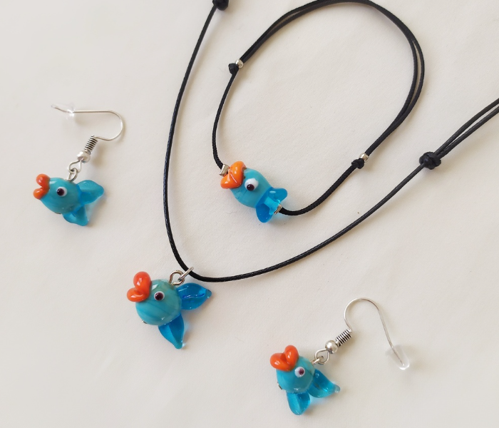 Handmade Glass Art Fish Jewellery Set - Blue and Black - Zoom Image 7