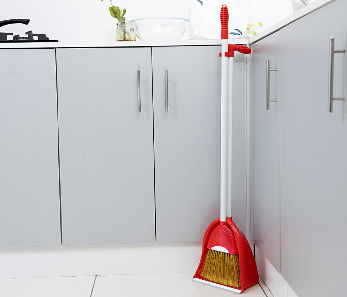 Royalford RF7139 Broom With Dustpan - Red - Zoom Image 2