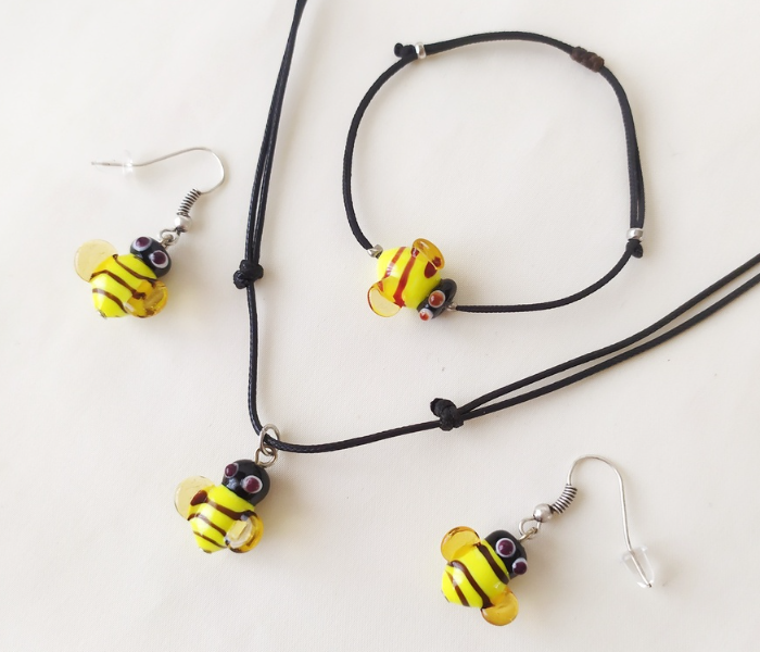 Handmade Glass Art Bee Jewellery Set - Yellow - Zoom Image 4