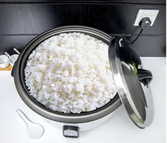 Olsenmark  OMRC2431 2500W Automatic Rice Cooker -White - Zoom Image 5