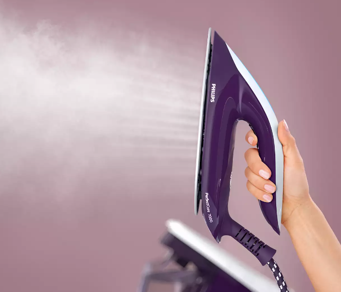 Philips PSG7028/36 2100W PerfectCare 7000 Series Steam Generator Iron - White and Purple - Zoom Image 6