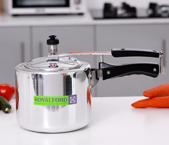 Royalford RF6540 3 Litre Alminium Pressure Cooker with Inner Lid - Silver - Zoom Image 1