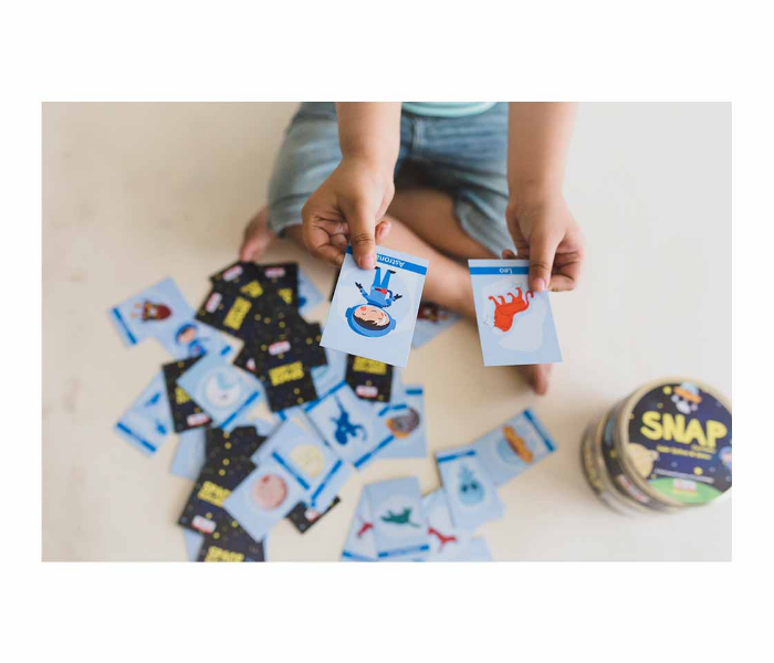 CocoMoco Kids Solar System Snap Flash Card Game - Zoom Image 3