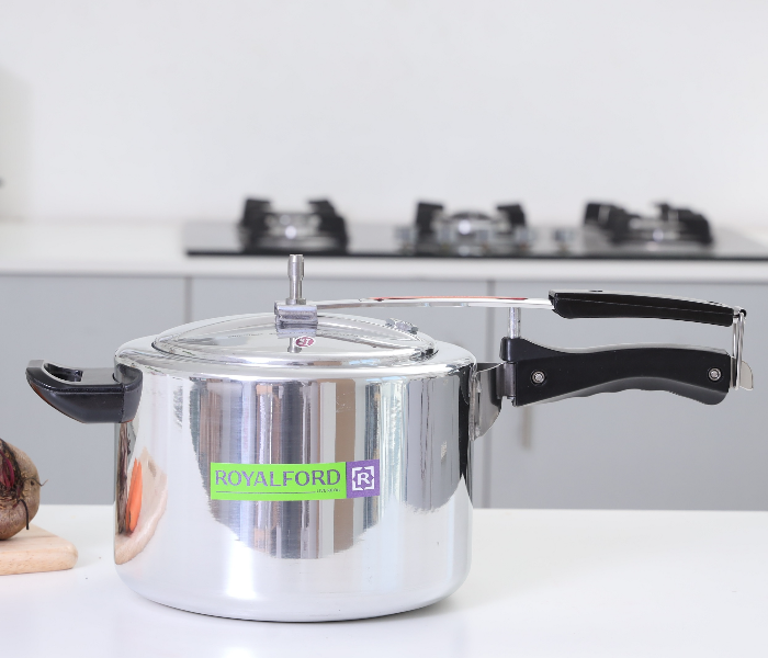 Royalford RF6541 5 Litre Aluminium Pressure Cooker Inner Lid - Silver - Zoom Image 3