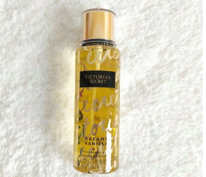 Victorias Secret 250ml Dreamy Vanilla Fragrance Mist Brume Perfume - Zoom Image