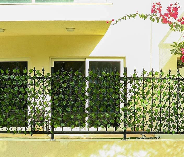 Expandable 1.3 Meter Wicker Fence Artificial Plant - Green - Zoom Image 1