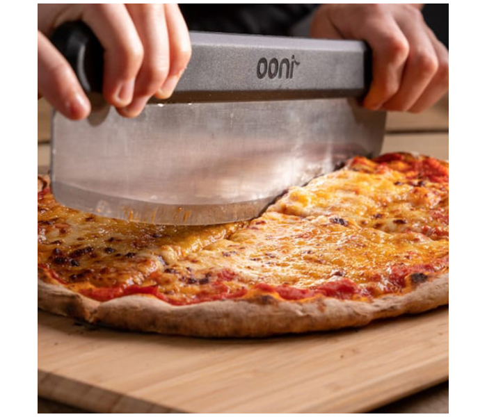 Ooni UU-P06700 14 inch Stainless Steel Rocker Blade Pizza Cutter - Black - Zoom Image 3