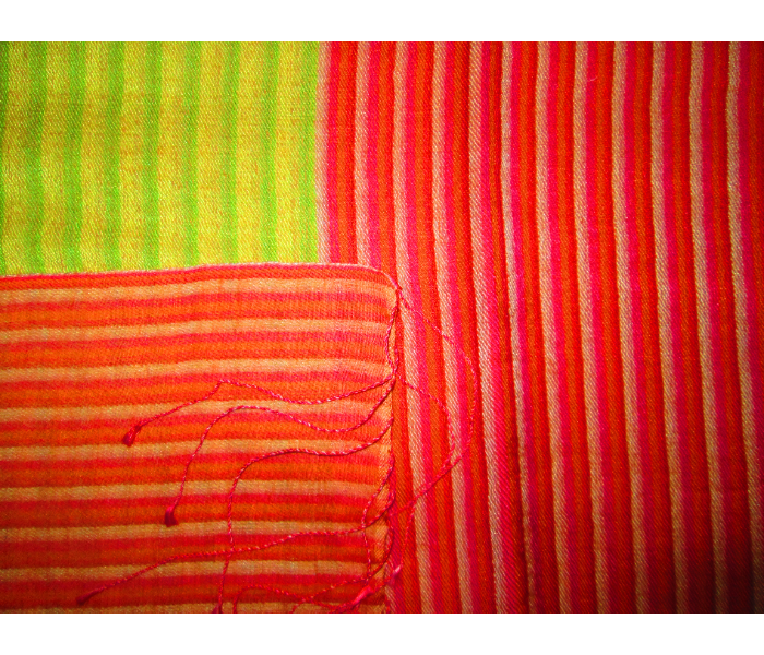 Style It STY-PSN-RBG Genuine Hand Woven Pashmina Shawl - Red and Green - Zoom Image 3