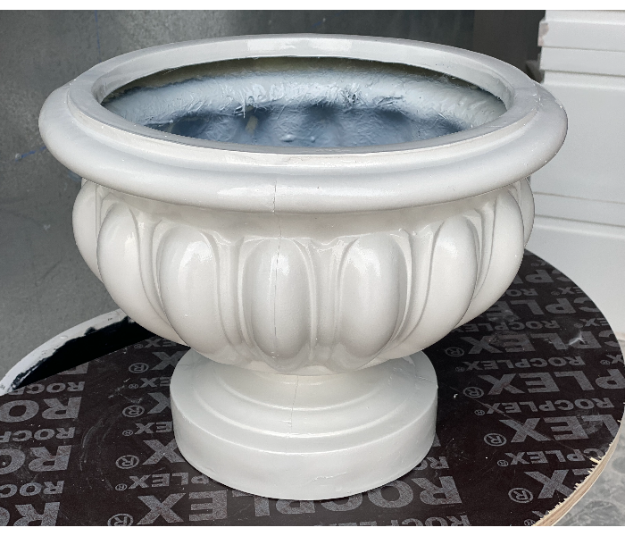 Grace GQ-511/B 460x370mm Exotic Royal Design Garden GRP Planters for Interior and Exterior - White - Zoom Image 5