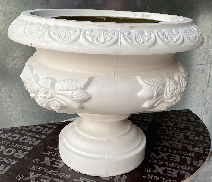 Grace GQ-506/C 480x460mm Exotic Royal Design Garden GRP Planters for Interior and Exterior - White - Zoom Image 6