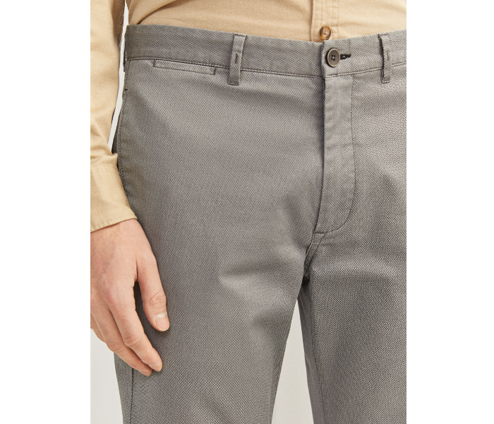 Springfield 155703347 Size 42 Chinos for Men - Light Grey - Zoom Image 2