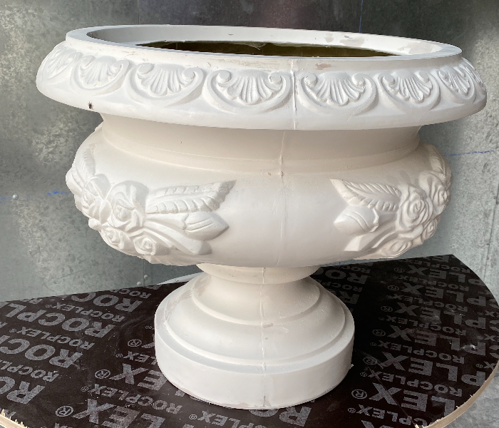 Grace GQ-506/C 480x460mm Exotic Royal Design Garden GRP Planters for Interior and Exterior - White - Zoom Image 4