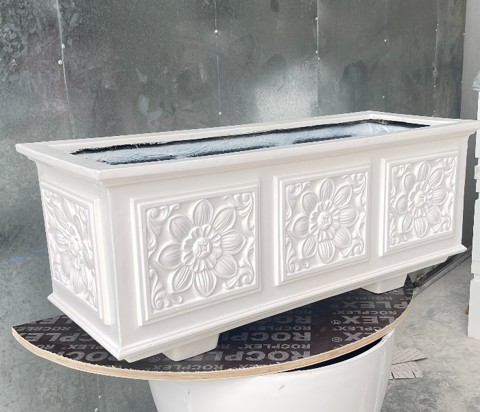 Grace GQ-901/B 960x380x400 mm Exotic Royal Design Garden GRP Planters for Interior and Exterior - White - Zoom Image 3