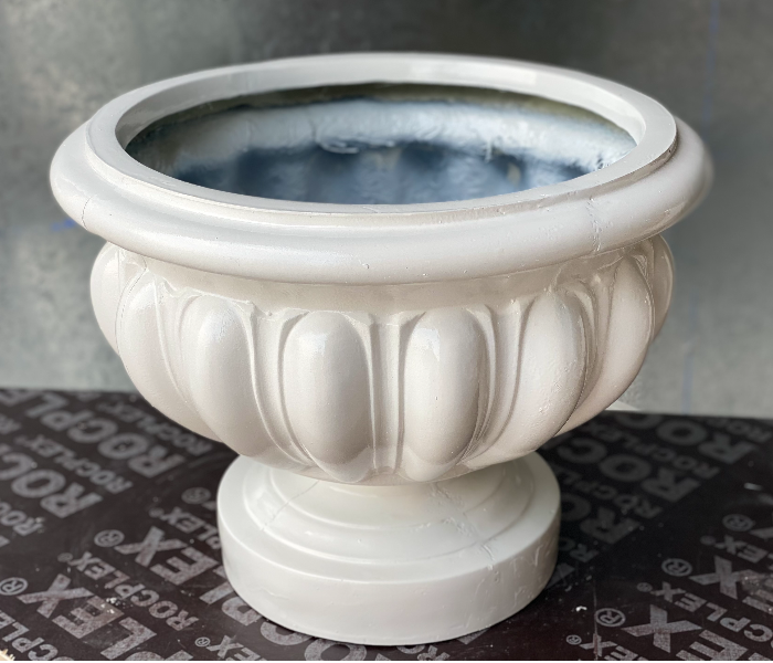 Grace GQ-511/B 460x370mm Exotic Royal Design Garden GRP Planters for Interior and Exterior - White - Zoom Image 1