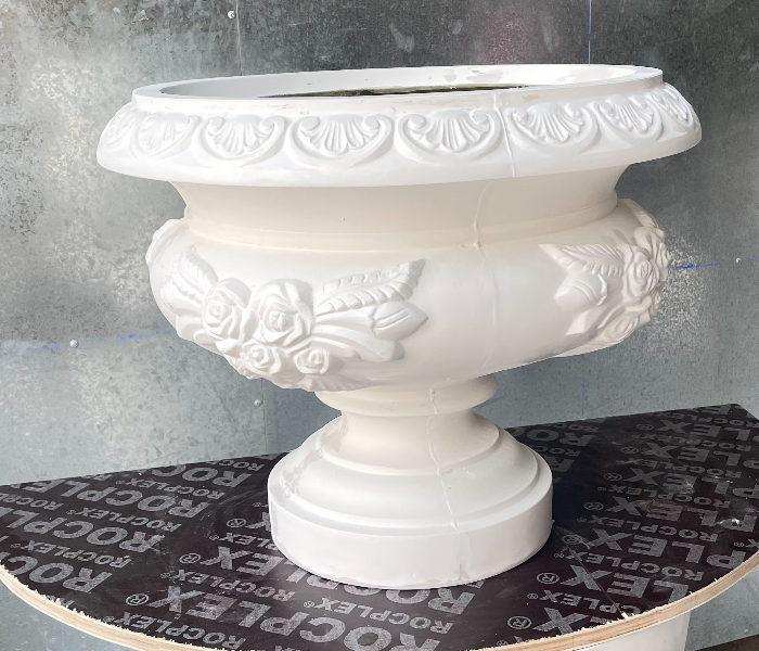 Grace GQ-506/C 480x460mm Exotic Royal Design Garden GRP Planters for Interior and Exterior - White - Zoom Image 2