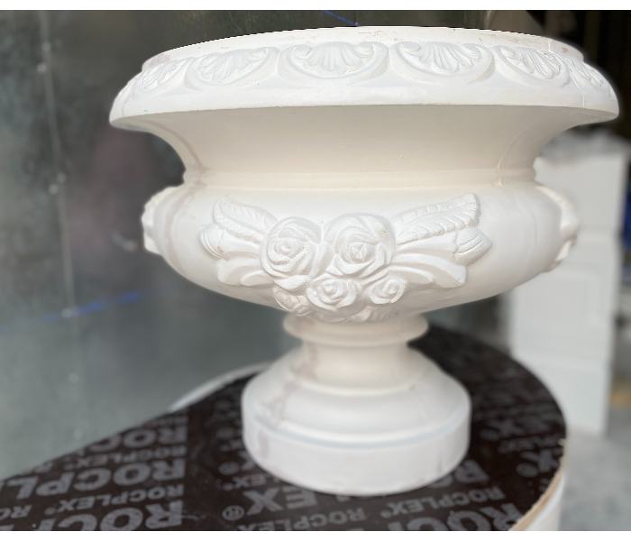 Grace GQ-506/C 480x460mm Exotic Royal Design Garden GRP Planters for Interior and Exterior - White - Zoom Image 1