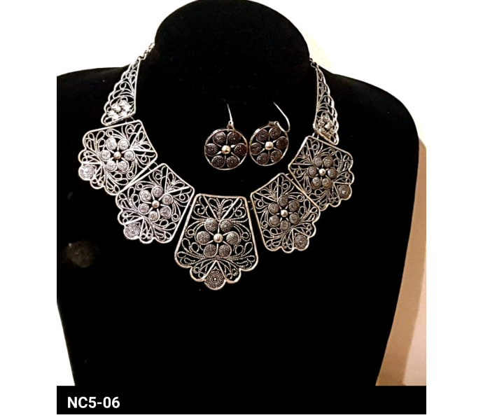 Strabella NC5-06 Premium Quality Silver Coated Necklace And Earrings For Women  - Sliver  - Zoom Image