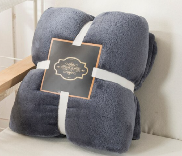 High Quality Single Piece Flannel Super Warm Soft Blanket - Zoom Image 5