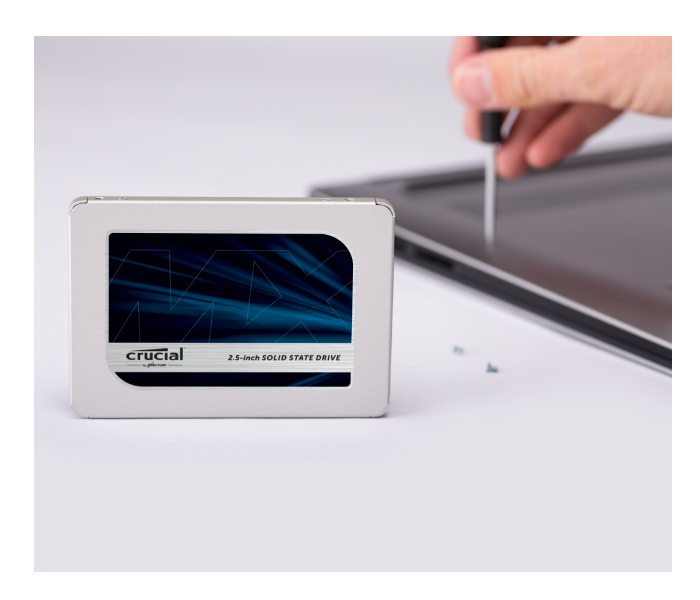 Crucial CT250MX500SSD1 MX500 250GB 3D NAND SATA 2.5 inch 7mm Internal SSD with 9.5mm Adapter - Zoom Image 3