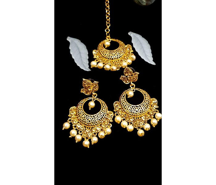 Strabella B5-01 Beautiful Earring and Maang Tikka For Women - Gold - Zoom Image