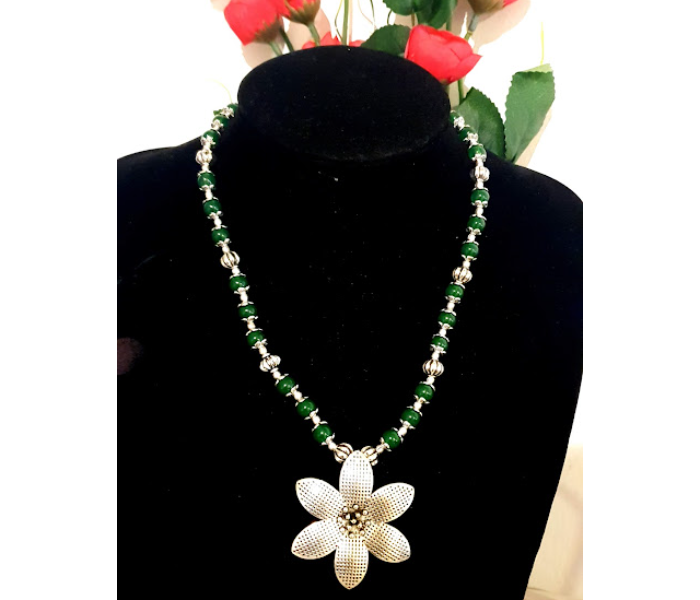 Strabella NC1-12 Premium Quality German Silver Necklace with Beads for Women - Green and Silver - Zoom Image