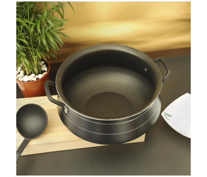 Royalford RF10006 26cm Non-stick Handi Casserole with Stainless Steel Lid - Black and Silver - Zoom Image 5